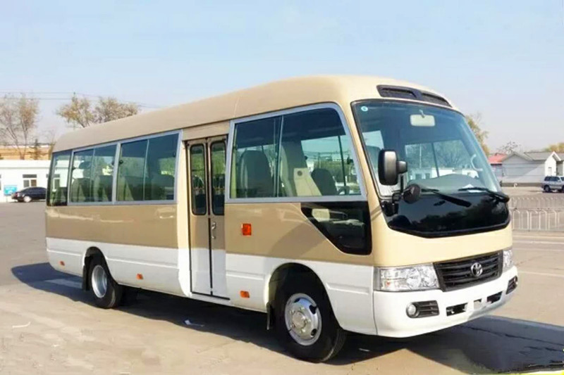 成都租中巴車
