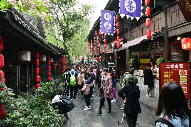 成都旅游租車