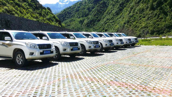 成都租車帶司機(jī) 成都租車帶司機(jī)
