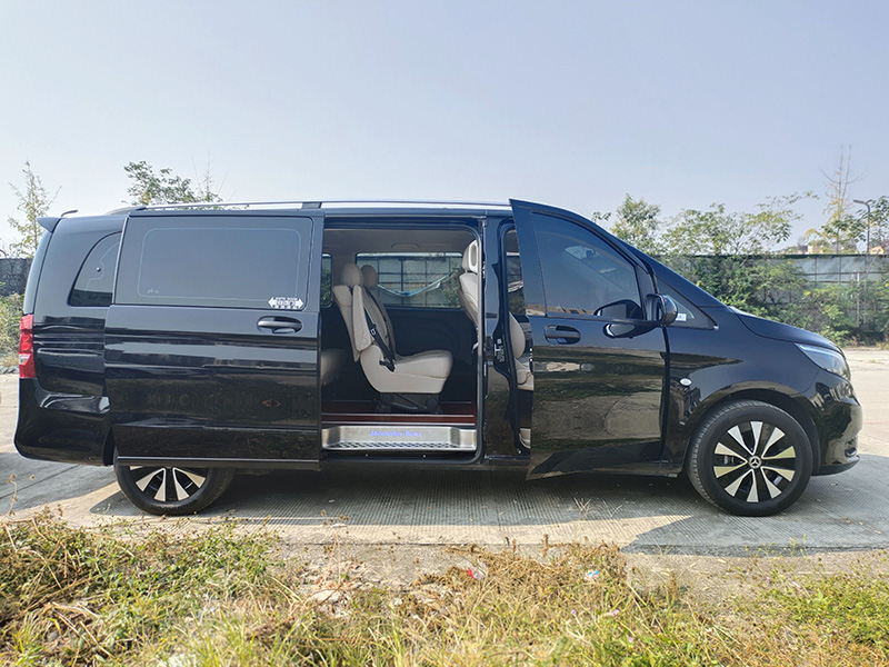 成都租威霆商務(wù)車(chē)